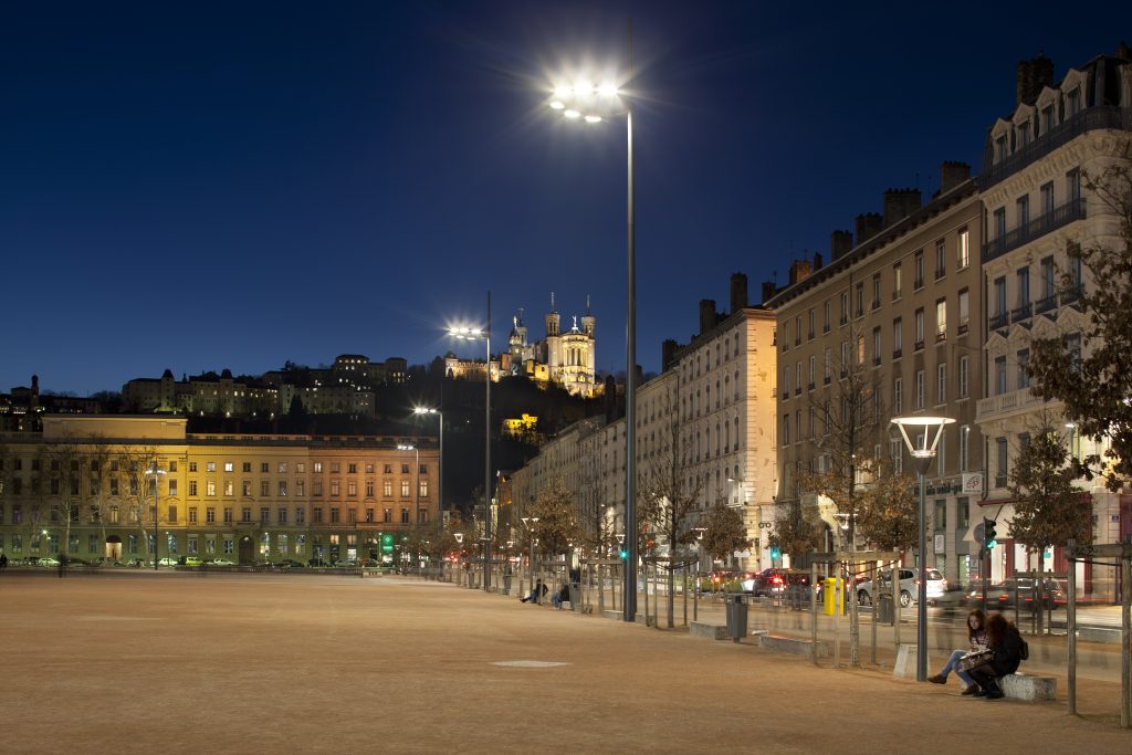 Place Bellecour à Lyon Ciel d'Azur